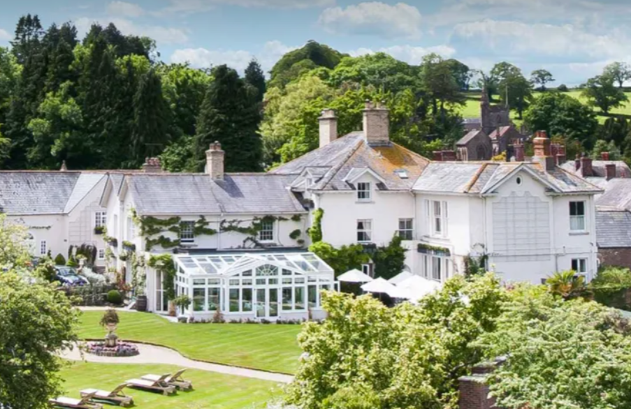 Summer Lodge  Country House Hotel